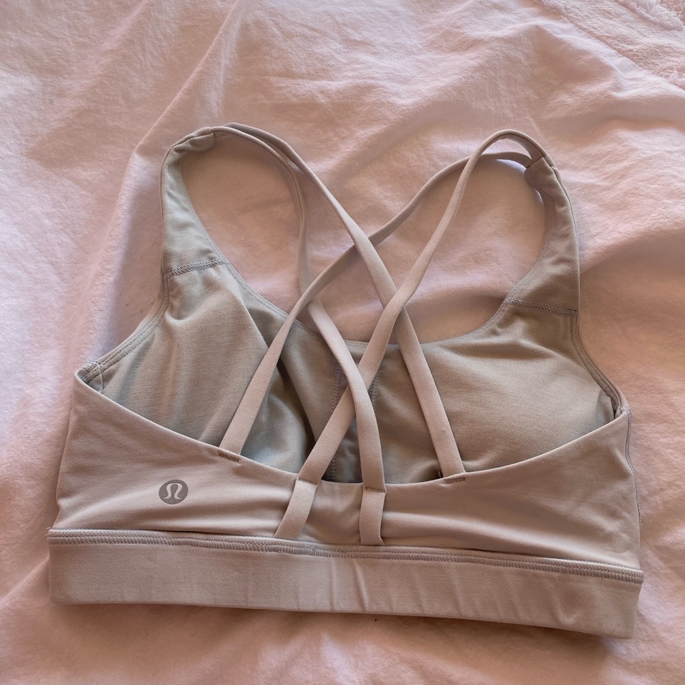 Lululemon energy bra size 4